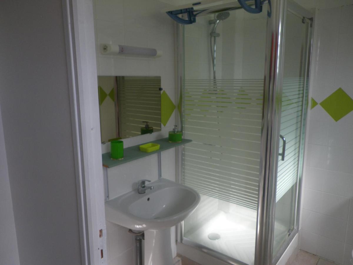 דירות Grand-Bourg  Immeuble Nebot מראה חיצוני תמונה