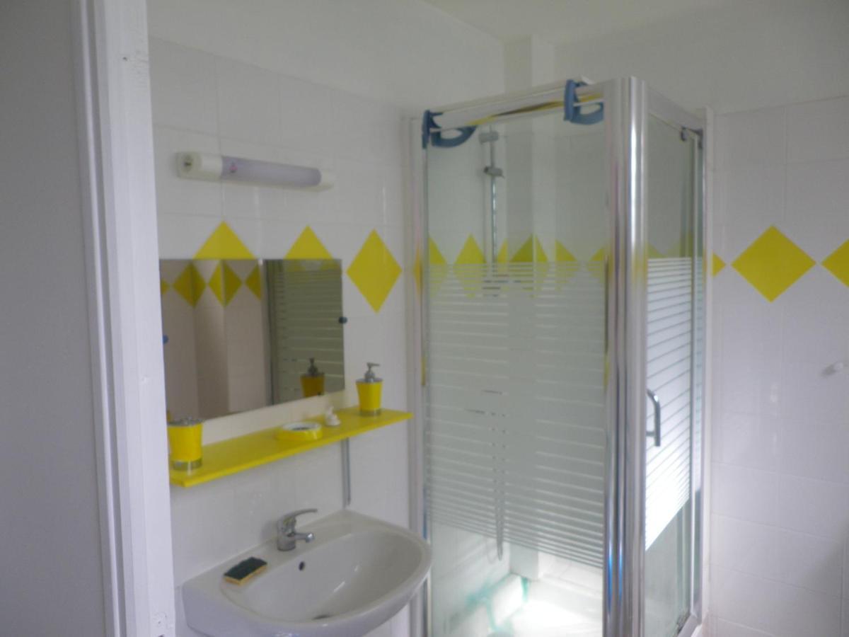 דירות Grand-Bourg  Immeuble Nebot מראה חיצוני תמונה