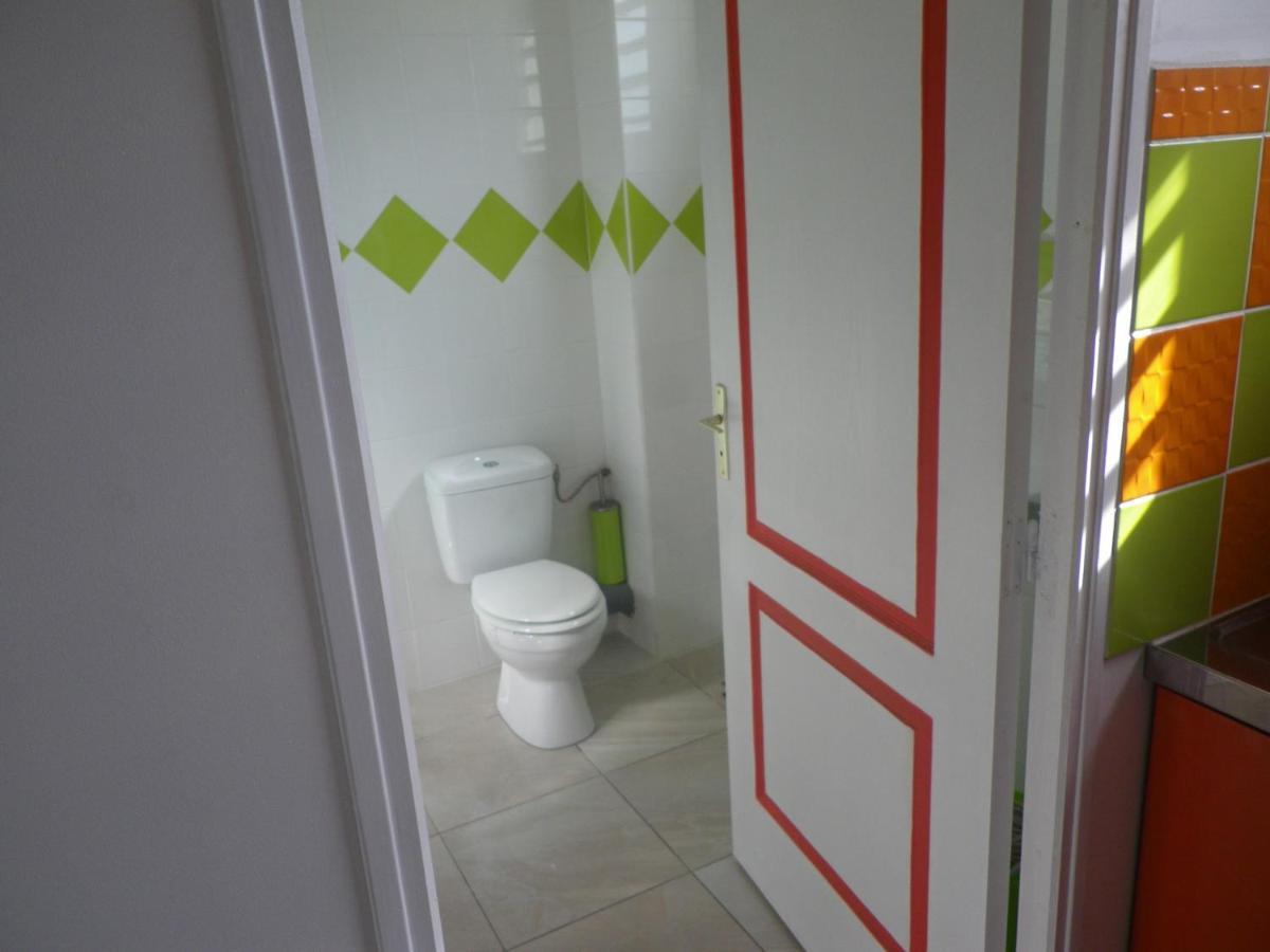 דירות Grand-Bourg  Immeuble Nebot מראה חיצוני תמונה